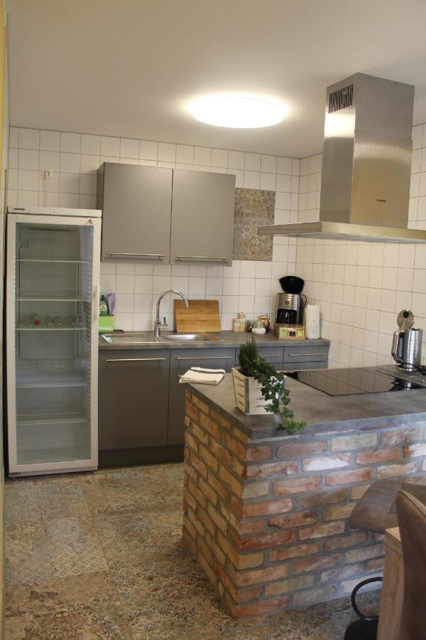 Vorsicht Hotel Deyelsdorf Exteriör bild